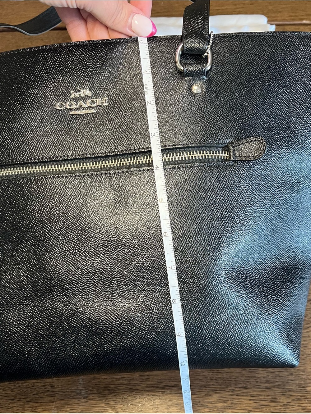 Coach Gallery Tote Bag in Black Cross Grain Leather with Silver Hardware - Picture 11 of 14
